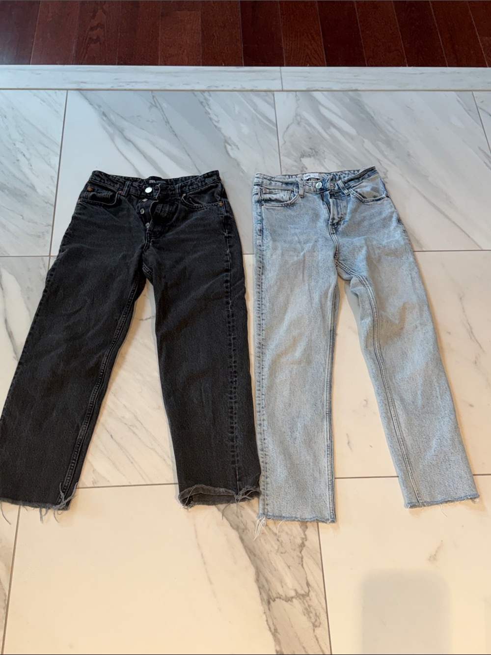 2 pair bundle Zara Women's Straight Jeans in Black and Light Blue Wash